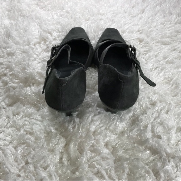 AEROSOLES- GRAY SUEDE SQUARE TOE HEELS - Picture 6 of 7